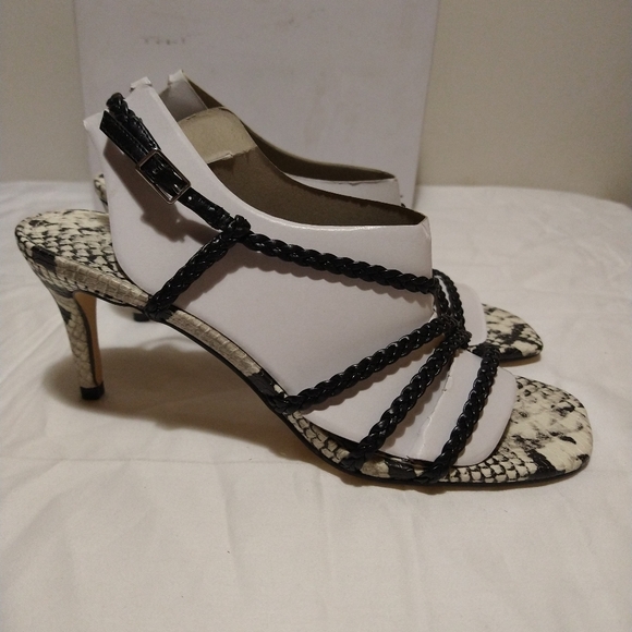 Nine West Game 2 Black Braided Strappy Sandals - Picture 14 of 15